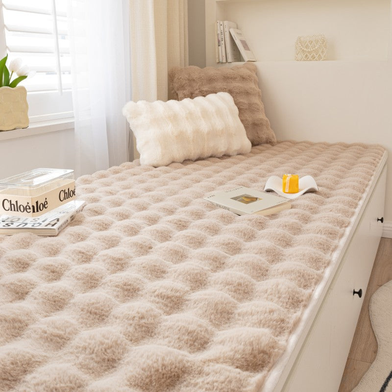 Bouclé Windowsill Rug – Soft, Non-Slip & Washable